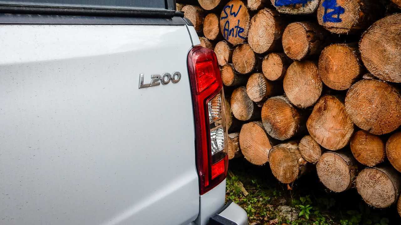 Mitsubishi L200 (2021) mit Milwaukee-Handwerkerausbau