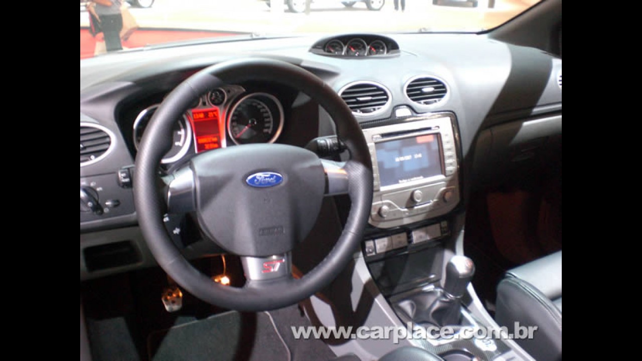 Ford lançará Focus ST no Brasil em 2010