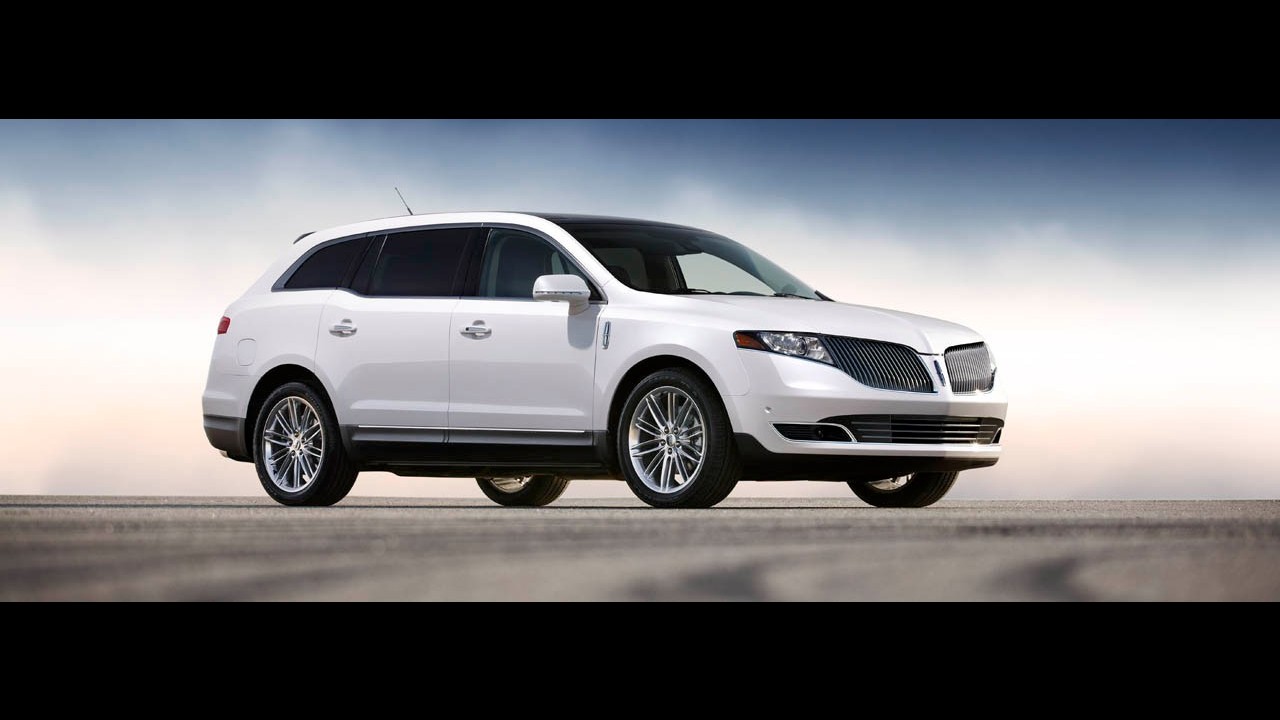 Salão de Los Angeles: Lincoln também mostra crossover MKT com visual renovado