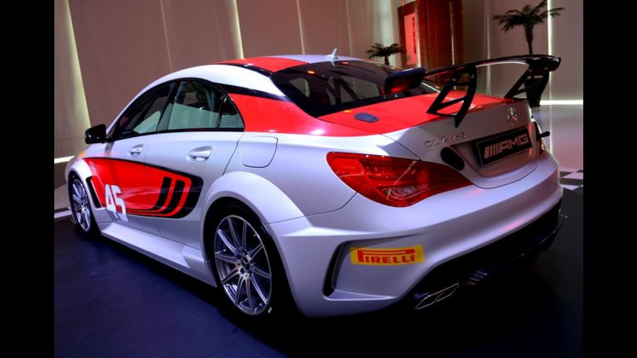 Mercedes CLA 45 AMG Racing Series é tão rápido que chegou antes da versão de série