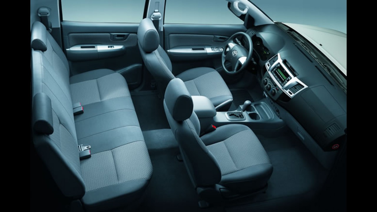 Toyota lança linha Hilux e SW4 2012 com motor 2.7 VVTi Flex