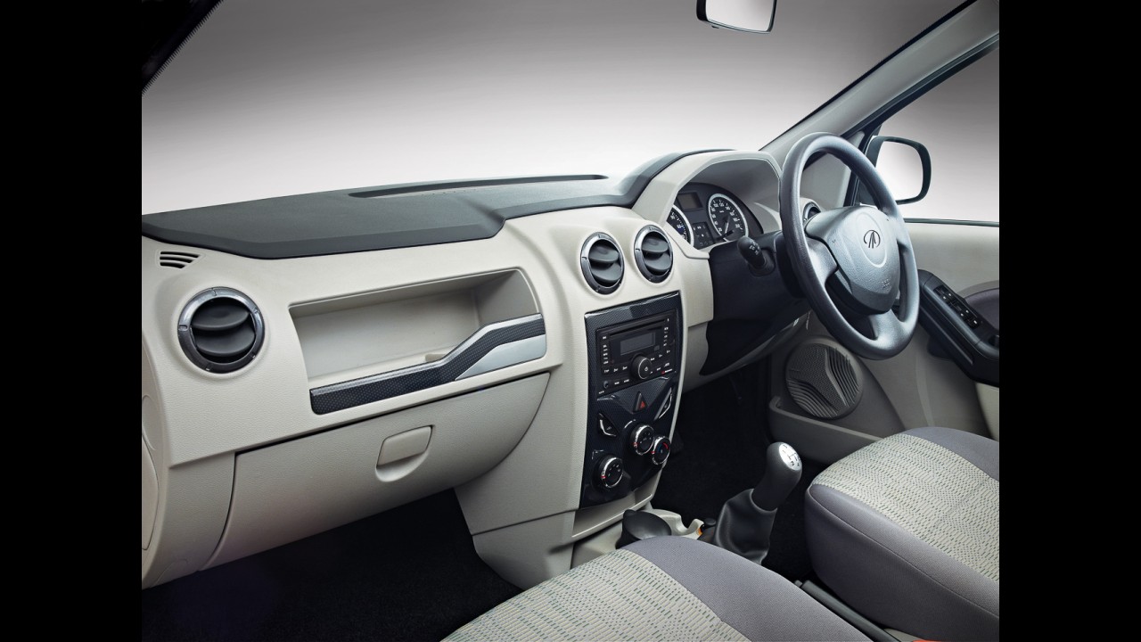 Hatch do Logan, Mahindra Verito Vibe é apresentado na Índia