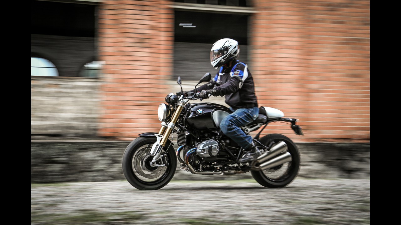 Cafe Racer: curtindo a onda retrô com Triumph Thruxton e BMW Nine T