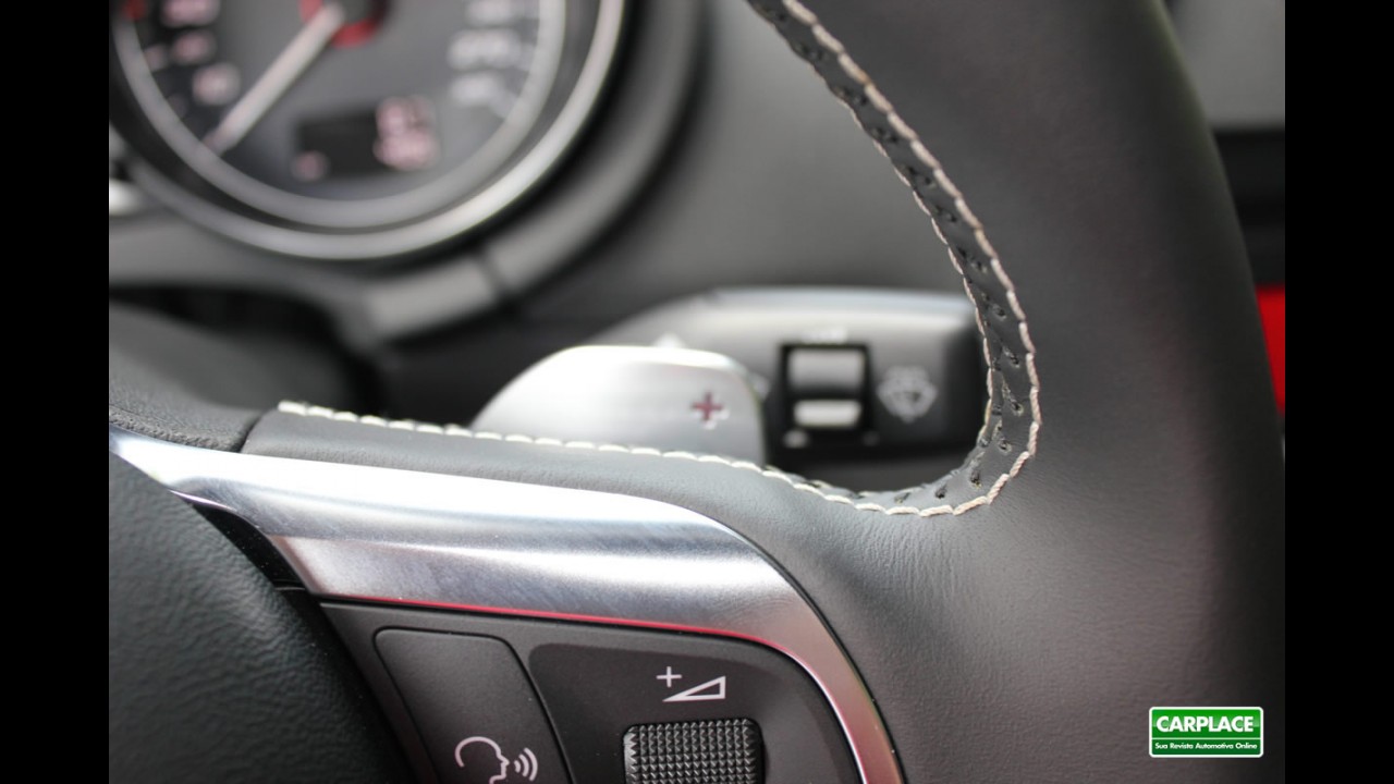 Avaliação: Audi TTS Coupé 2011 - Confira todos os detalhes em fotos