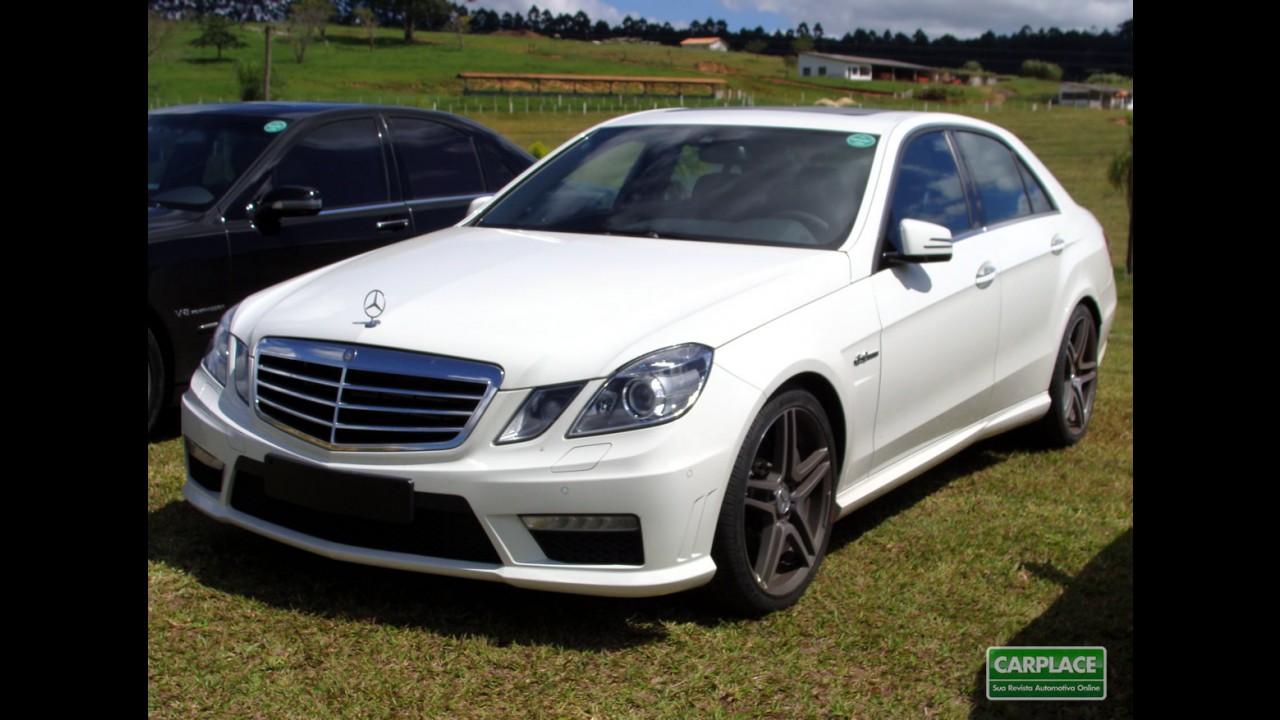 Mercedes Classe E ultrapassa 300 mil unidades vendidas