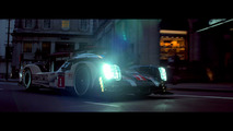 Porsche 919 Hybrid and Panamera 4 E-Hybrid cruise London