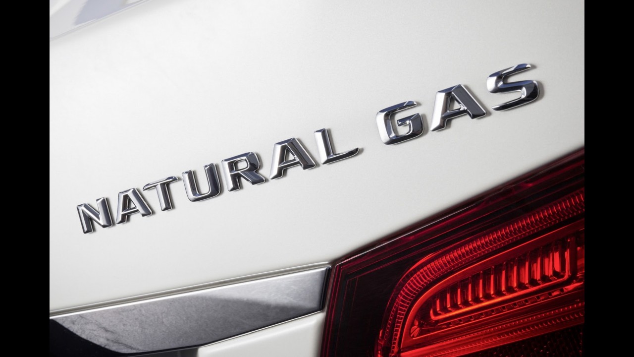 Mercedes Classe E 200 Natural Gas será lançado em dezembro
