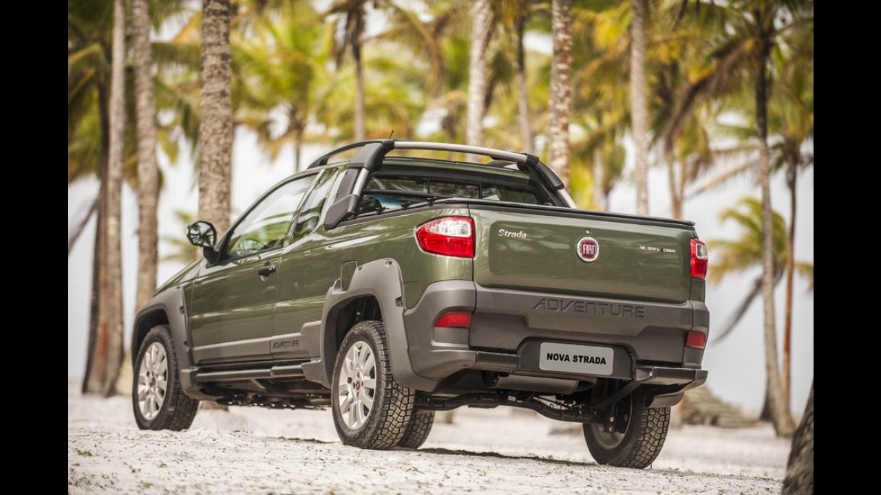 Volta Rápida: Fiat Strada 2014 inova de novo com porta dos fundos