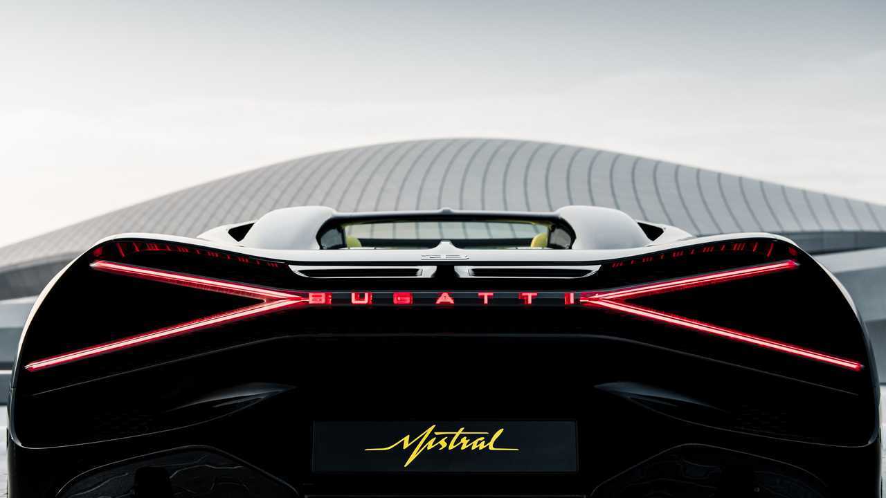Bugatti W16 Mistral in den VAE