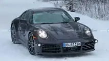 Porsche 911 Non-Turbo Facelift Front View Spy Photo