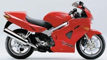 Watch John McGuinness Send A 22-Year-Old Honda VFR800 On Track
