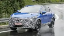 Nissan Qashqai (2024) mit Facelift als Erlkönig