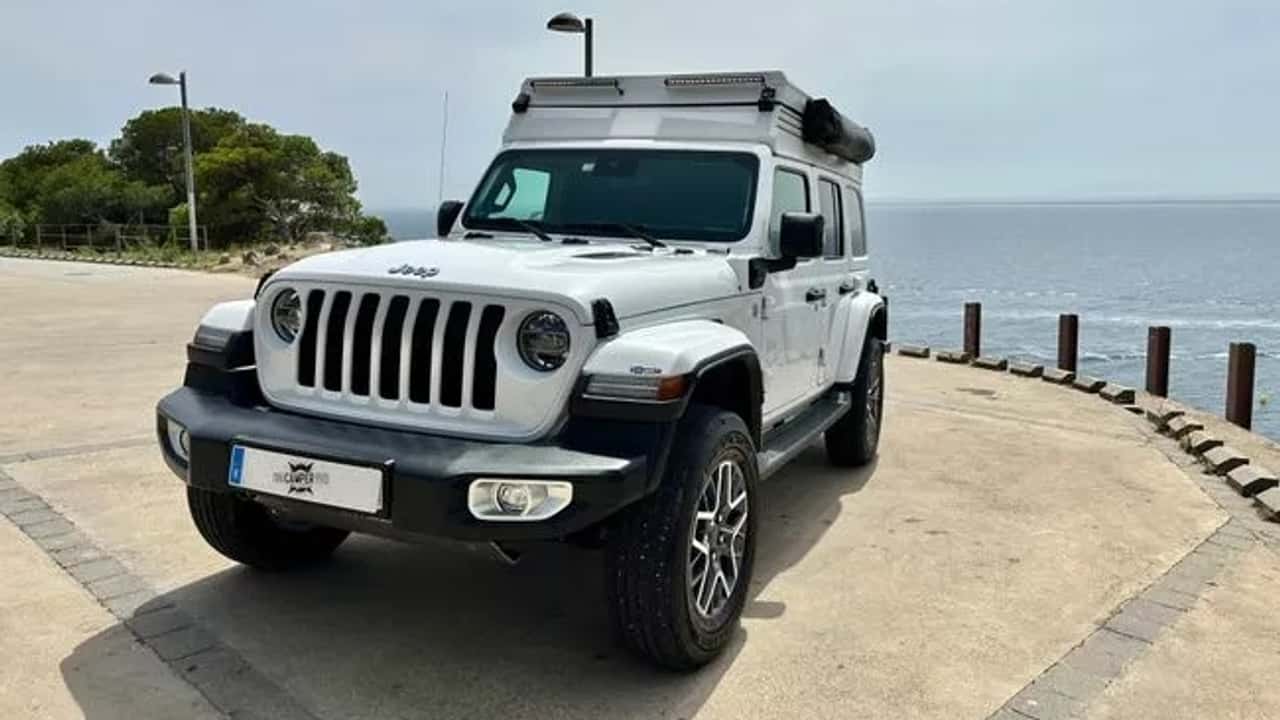 Jeep Wrangler todoterreno camper invernal