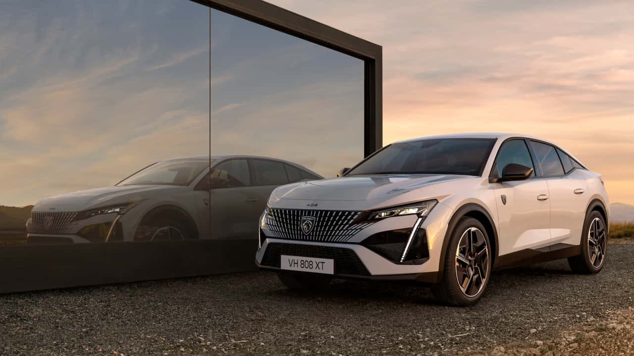 2025 Peugeot E-408