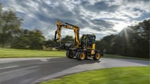 JCB Hydradig Pro: escavatore gommato porta attrezzi
