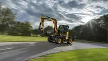 JCB Hydradig Pro: escavatore gommato porta attrezzi