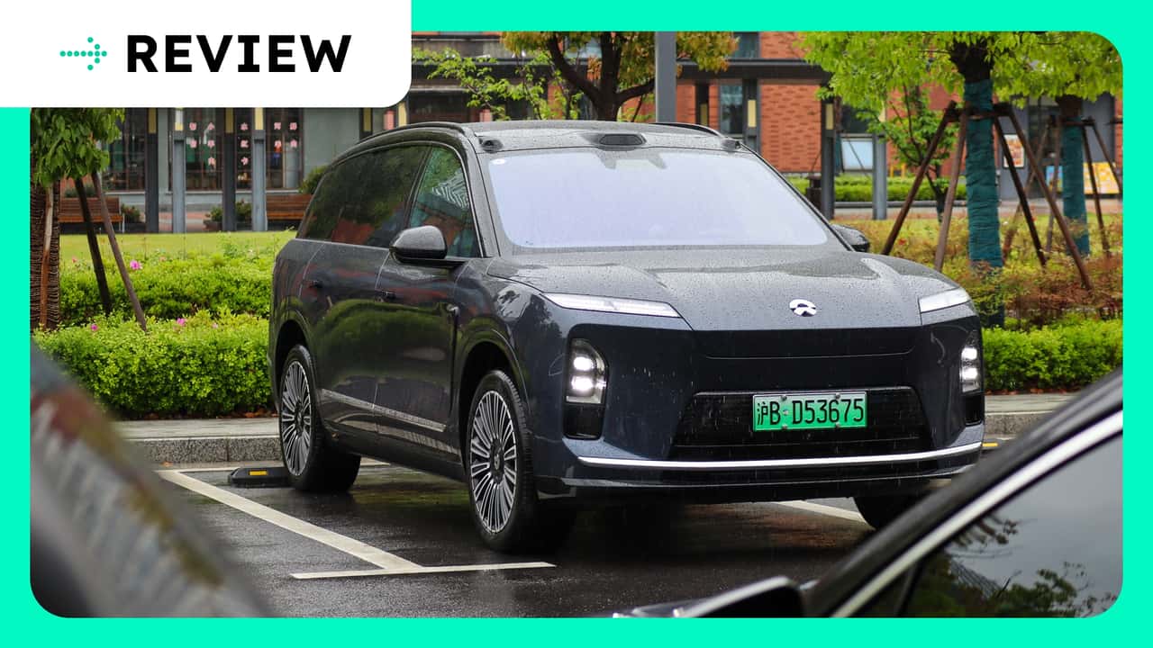 Nio ES8 topshot
