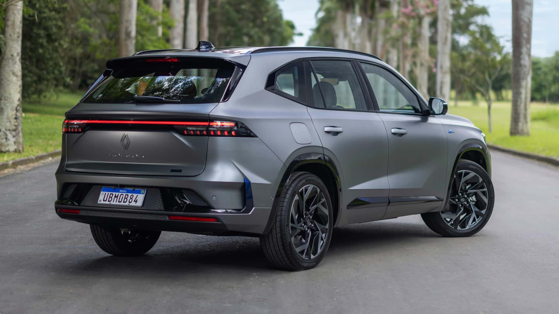 Renault Koleos híbrido já está em pré-venda por R$ 289.990