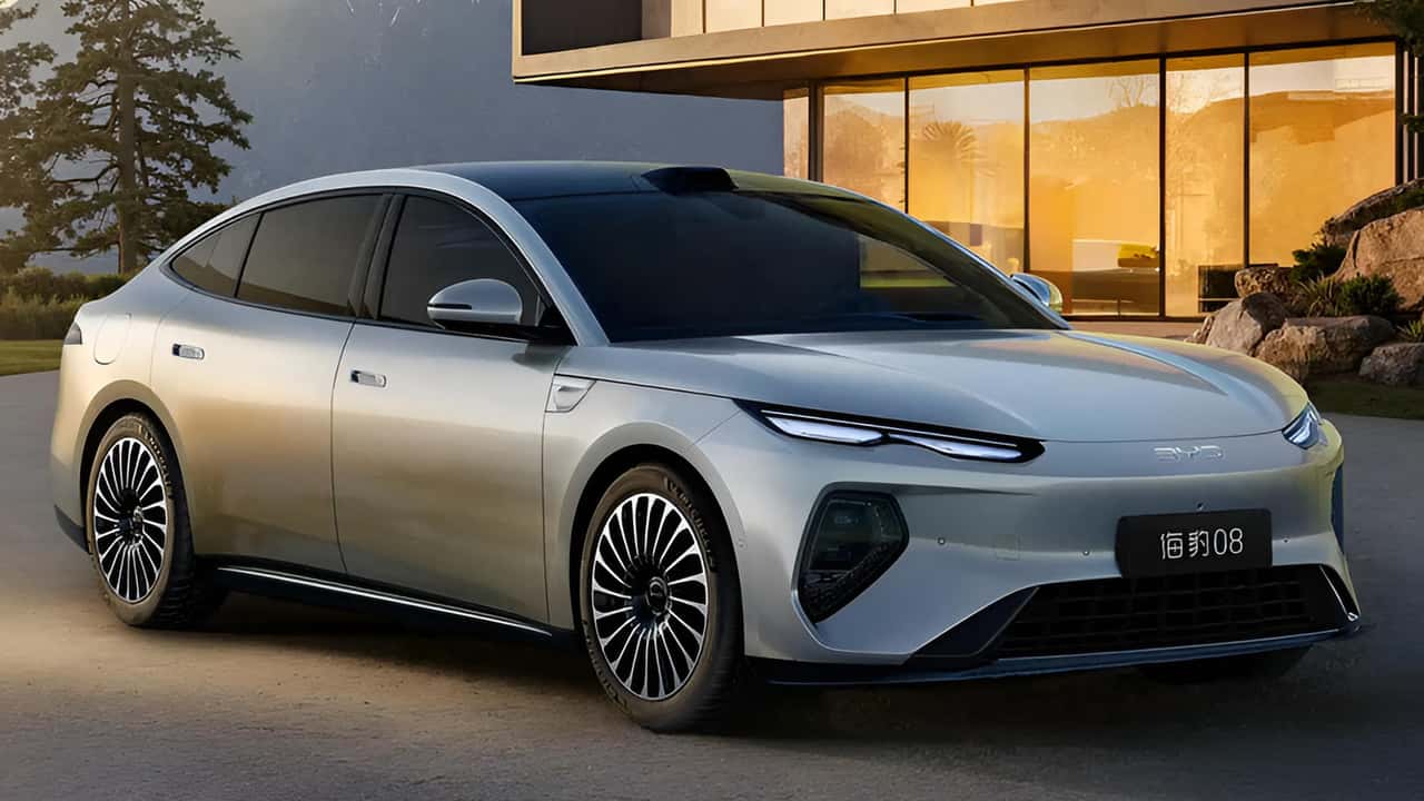 BYD revela sedã elétrico topo de linha com até 900 km de autonomia