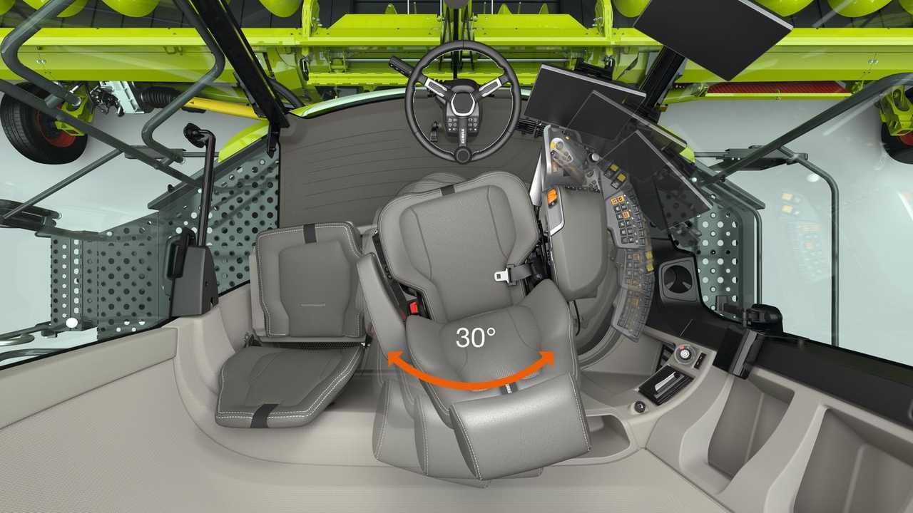 mietitrebbie CLAAS LEXION MY 2023