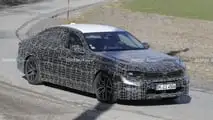 BMW 5er (G60) Erlkönig mit Facelift im Stil der Neuen Klasse