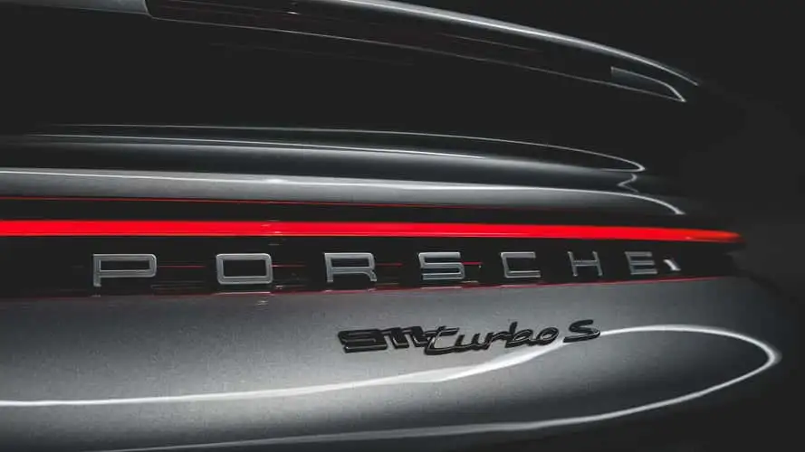 porsche-911-turbo-s.webp