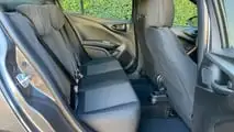 Avaliação Fiat Cronos Drive 1.3 AT 2026 - espaço traseiro