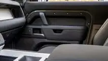 Land Rover Defender, intérieur et coffre