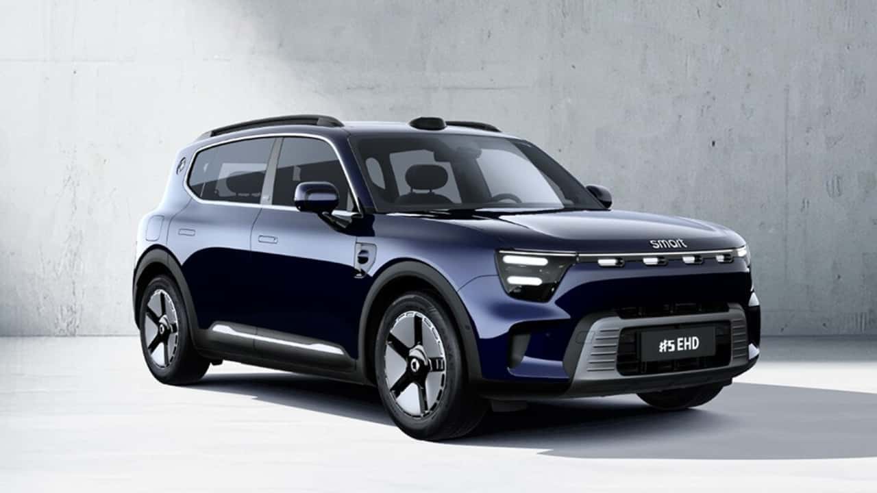 Il SUV più grande di smart diventa ibrido