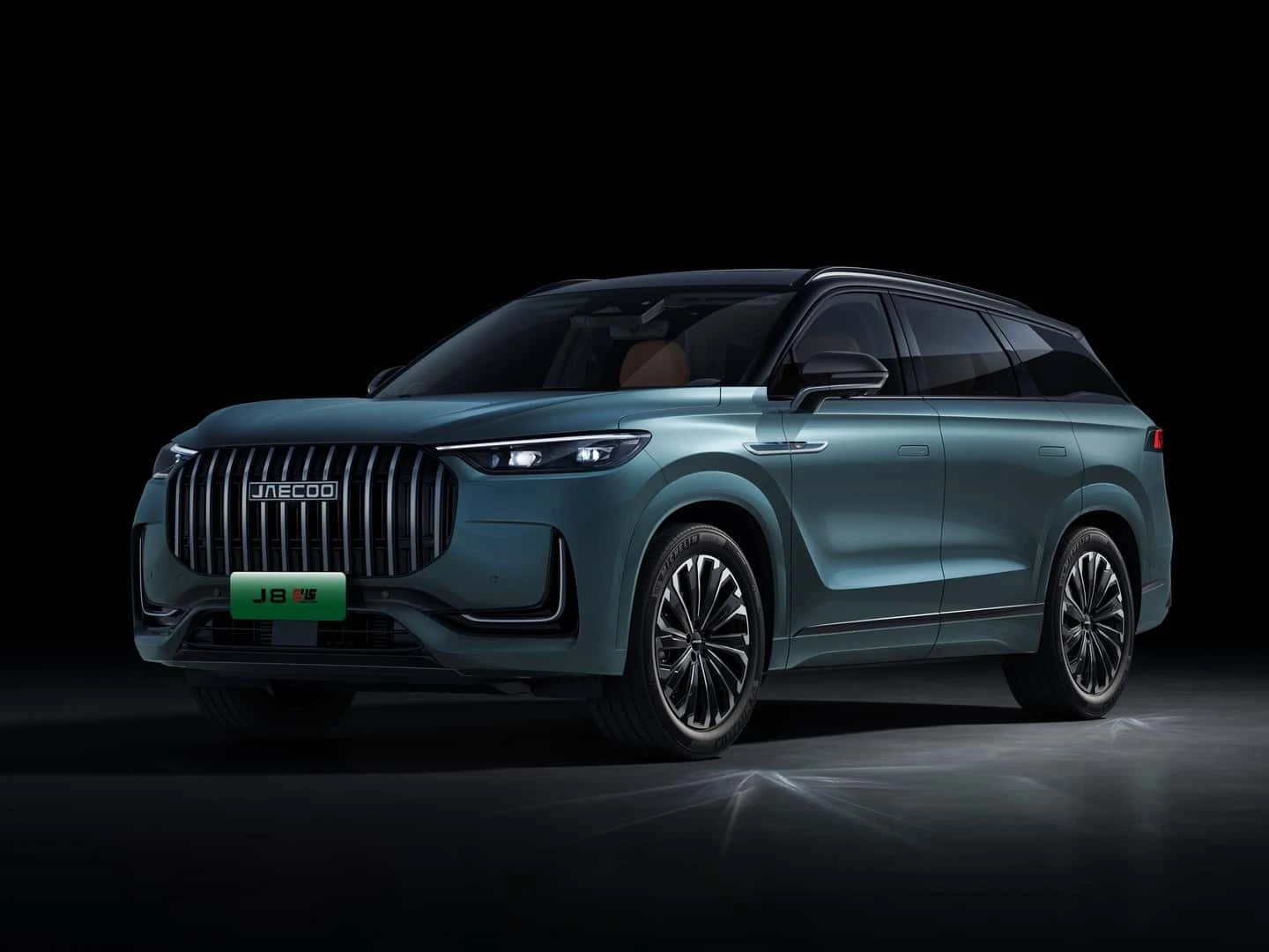 jae Jaecoo estreia no Brasil em breve e terá SUV híbrido de 605 cv em
