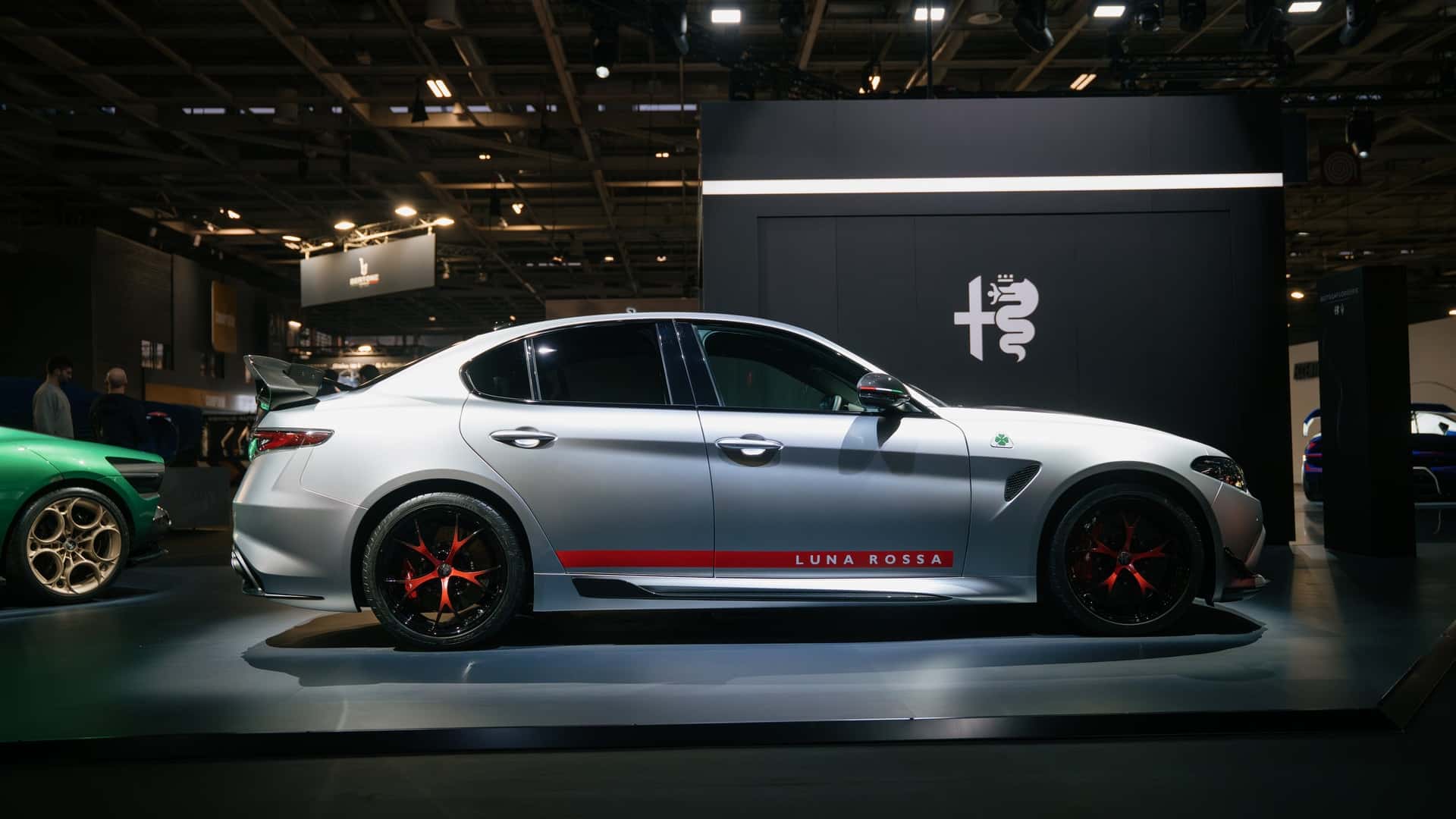 Foto: Bottega Fuoriserie con Alfa Romeo e Maserati a Retromobile 2026 ...
