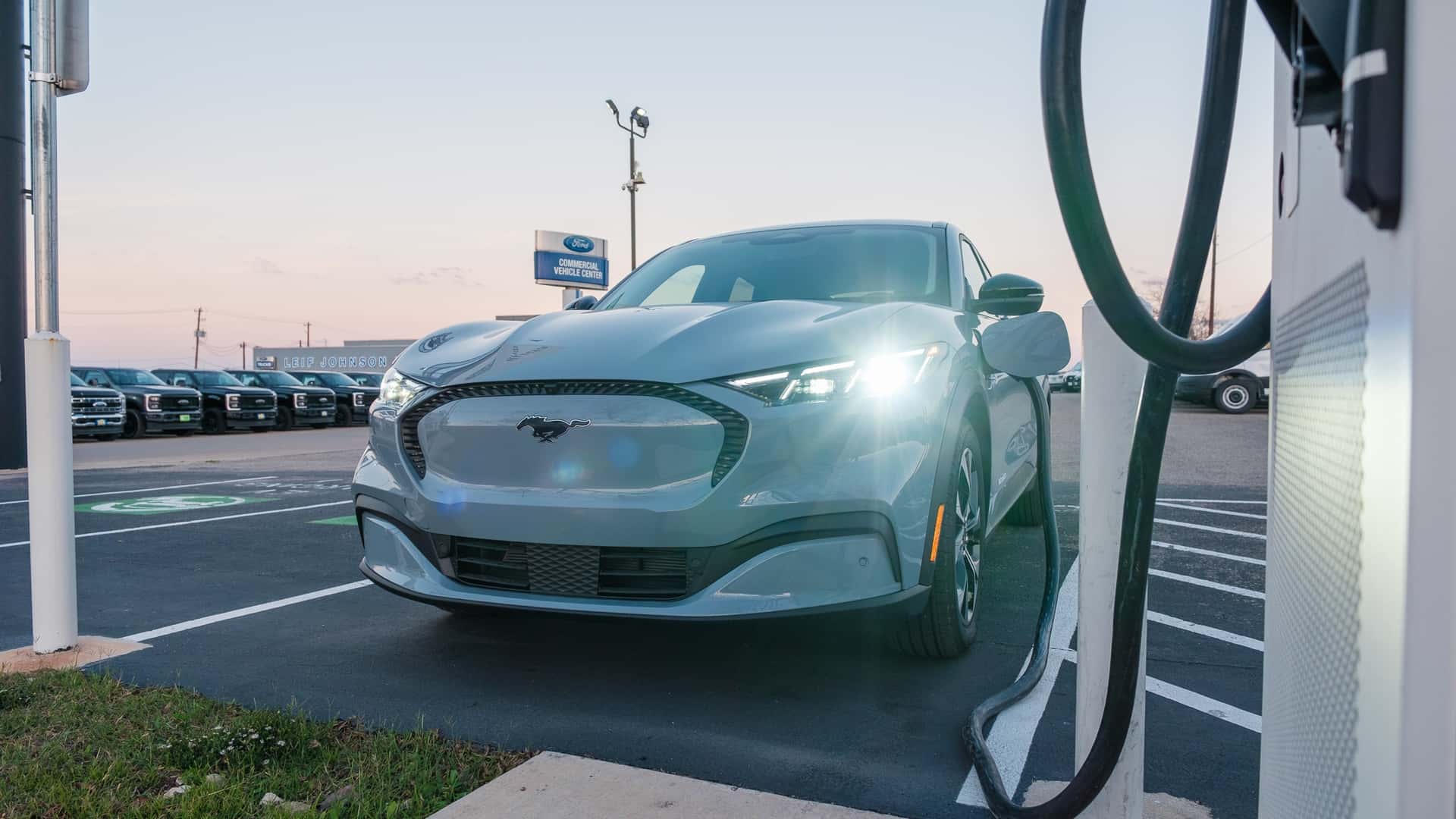 Récord de Ventas de Vehículos Eléctricos Usados en Septiembre: La Demanda Impulsa el Mercado