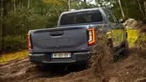 Toyota Hilux (2026)