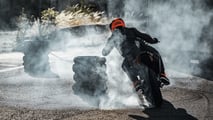 2024 KTM 790 Duke - Outside - Burnout 5