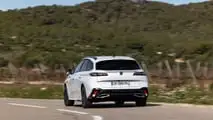 Peugeot E-308 SW: prova su strada