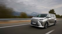Lexus LM 350h Türkiye'de!