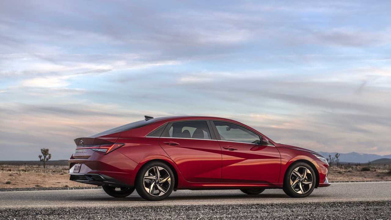 Hyundai Elantra 2021