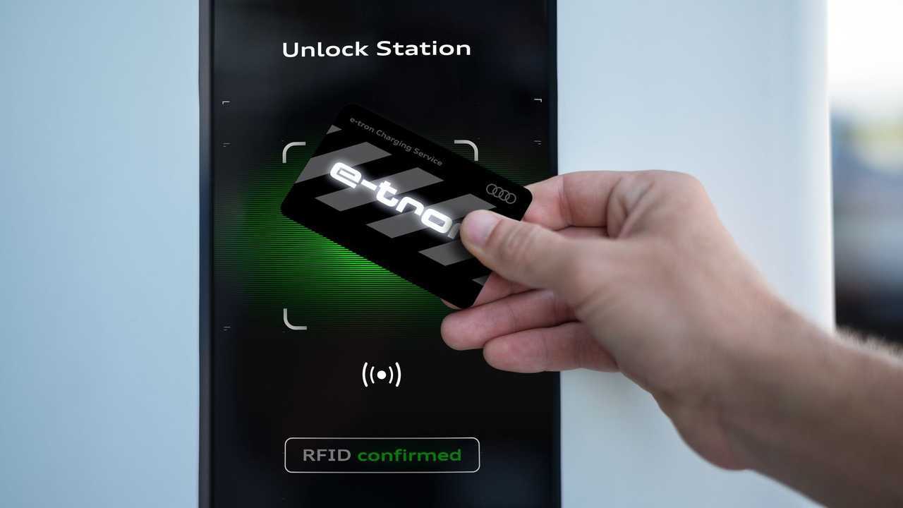 Audi e-tron Charging Service