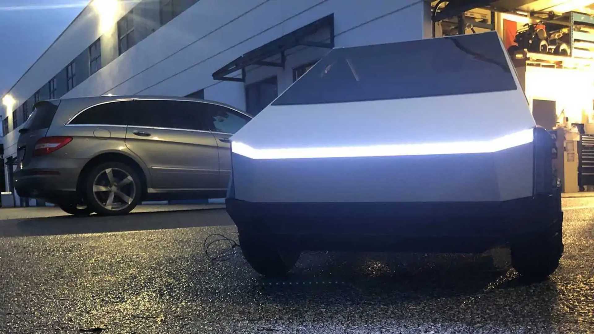 Check This Mini Cybertruck Beat Mercedes R-Class On Tug-Of-War