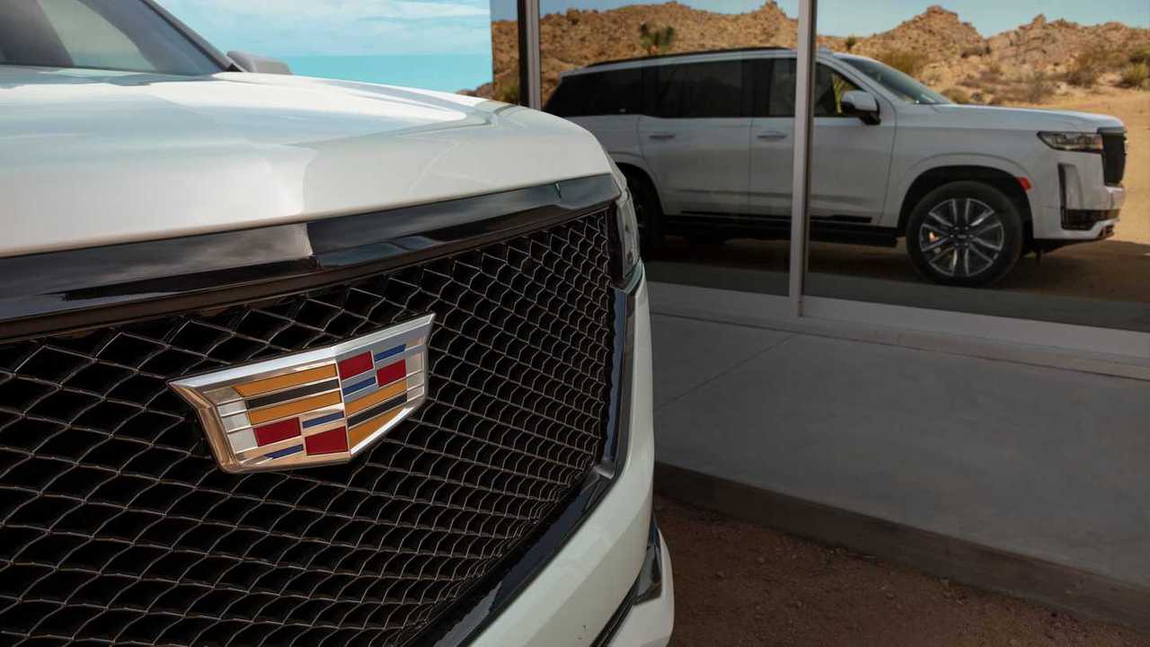 Совершенно новый Cadillac Escalade 2021 модельного года