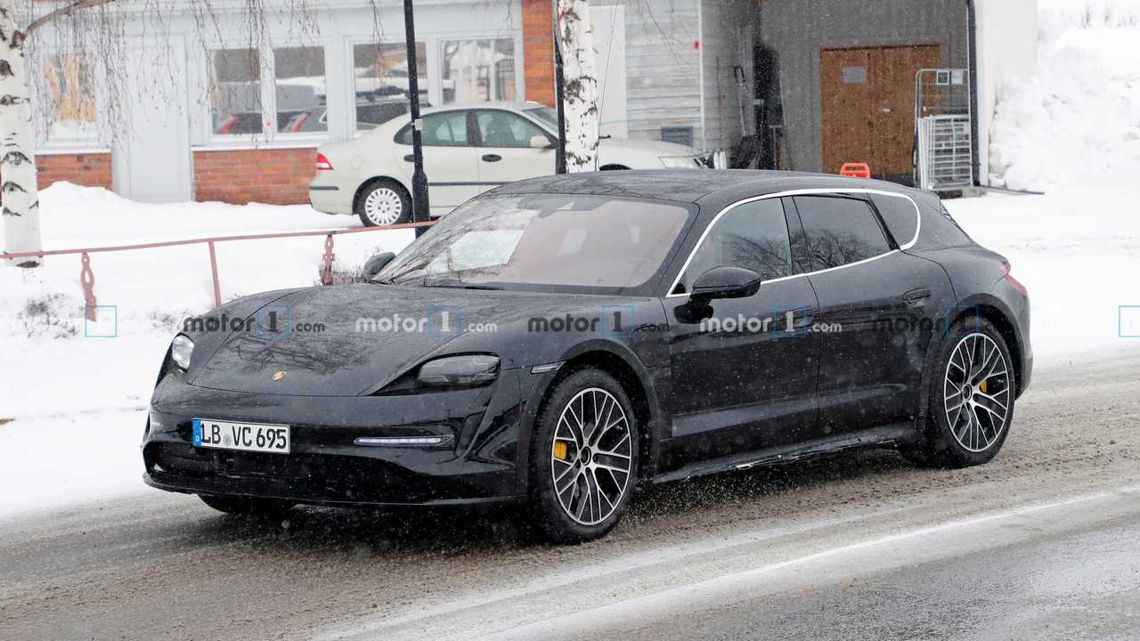 Porsche Taycan Cross Turismo, fotos espía