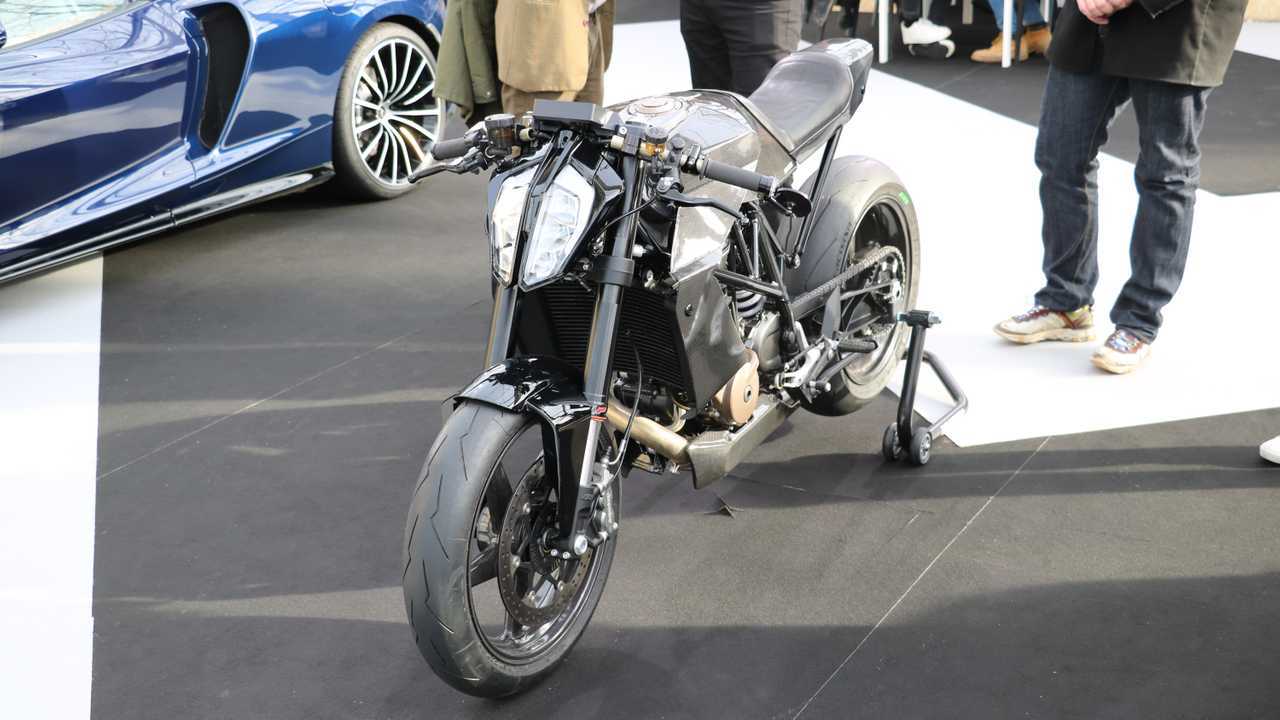 La moto de Charles Leclerc par Bad Winners