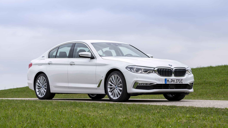 2017 BMW 530e iPerformance First Drive