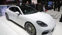2018 Porsche Panamera Turbo S E-Hybrid