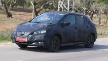 2018 Nissan Leaf spy photo