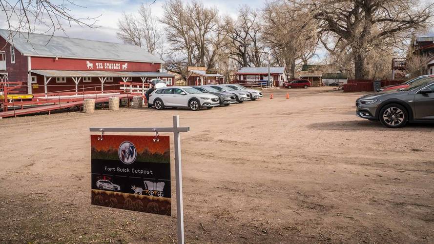 2018 Buick Regal TourX Oregon Trail Drive