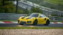 Porsche 911 GT2 RS (6'47''30)