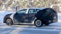 Kia Cee'd Sportswagon Spy Photos