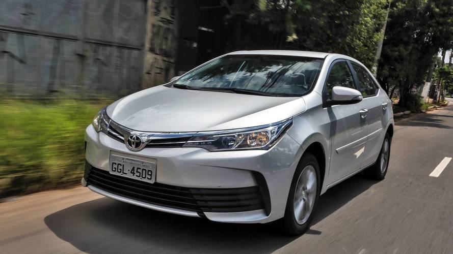 Comparativo VW Virtus x Toyota Corolla