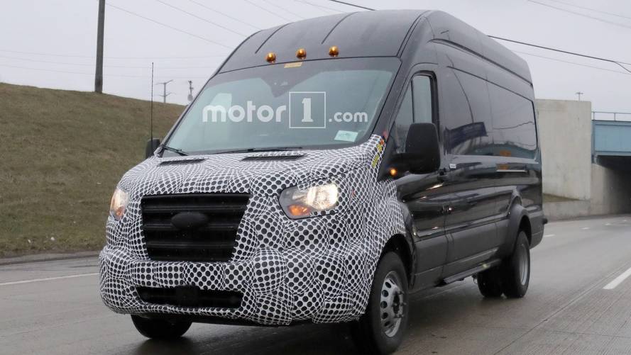 Ford Transit casus fotoğraf